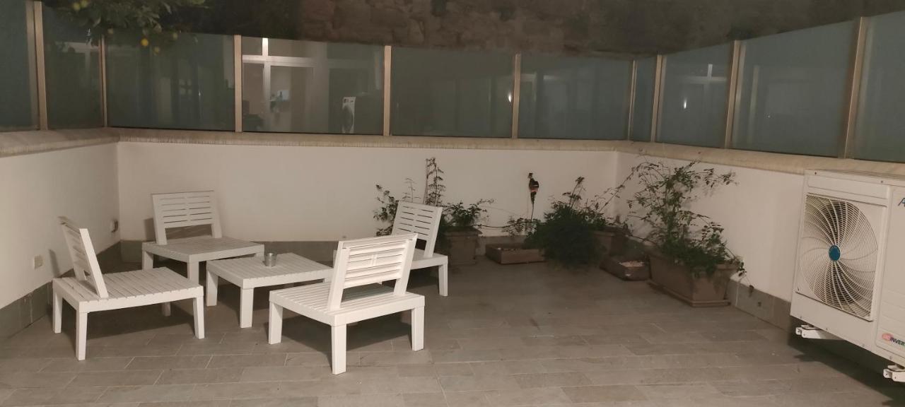 Sacra Famiglia Ausonia Apartment Палермо Екстериор снимка