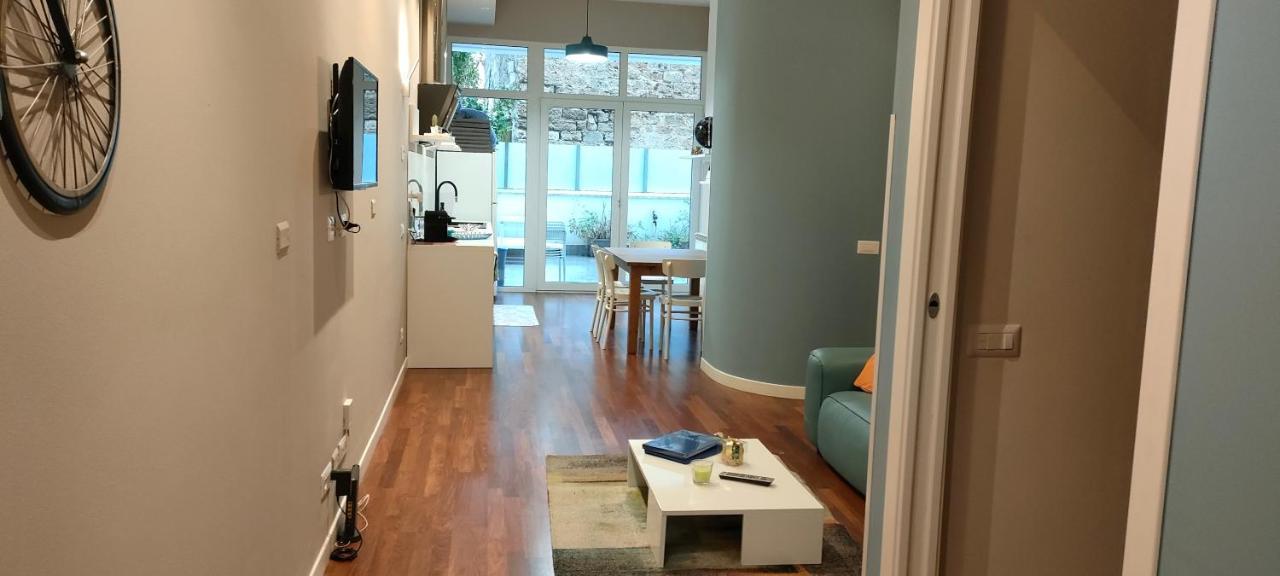 Sacra Famiglia Ausonia Apartment Палермо Екстериор снимка