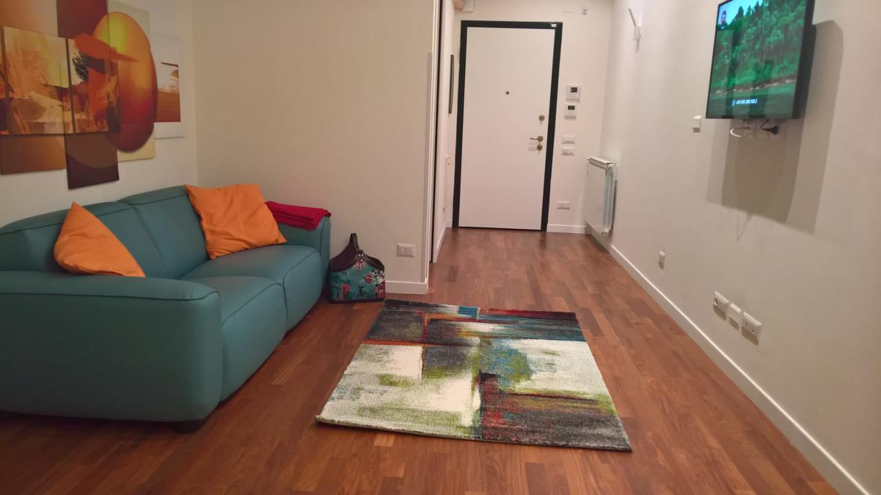 Sacra Famiglia Ausonia Apartment Палермо Екстериор снимка